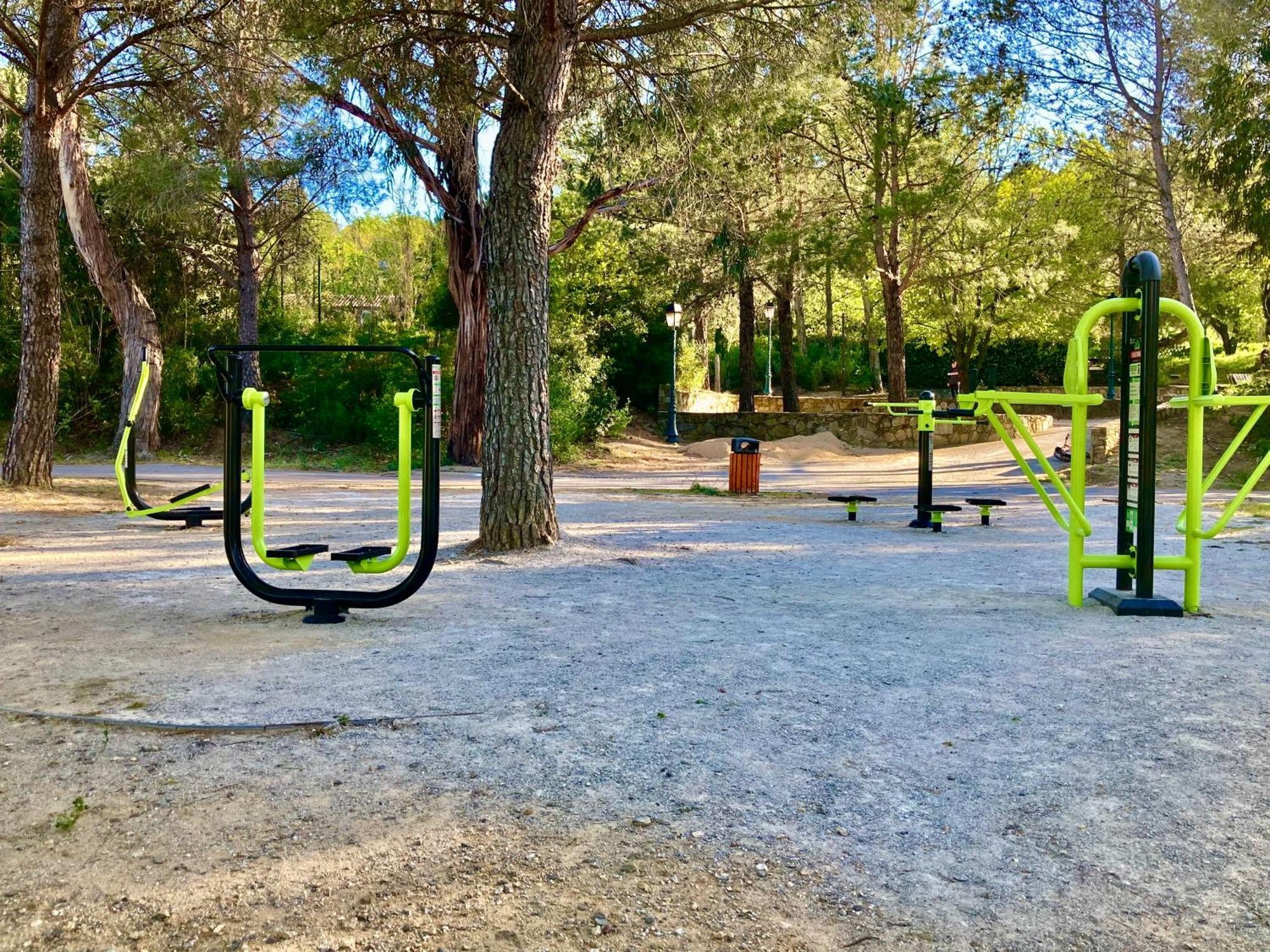 Les Restanques Vue Mer Roses 1070 Rez De Jardin Grimaud Exterior foto